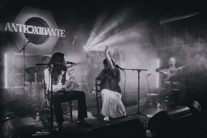 Frente Abierto feat. Israel Fernández & Lela Soto